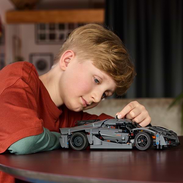 Фото - Конструктор LEGO Technic Koenigsegg Jesko Absolut — серый гиперкар (42173)