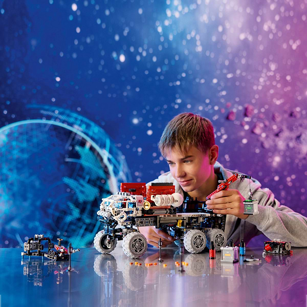 Фото - Конструктор LEGO TECHNIC Марсохід команди дослідників (42180)