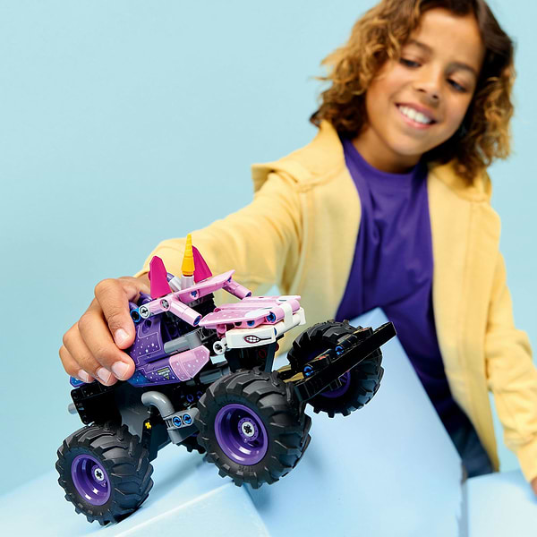 Фото - Конструктор LEGO  Technic Monster Jam™ Sparkle Smash™ із функцією «Pull-Back» (42220)