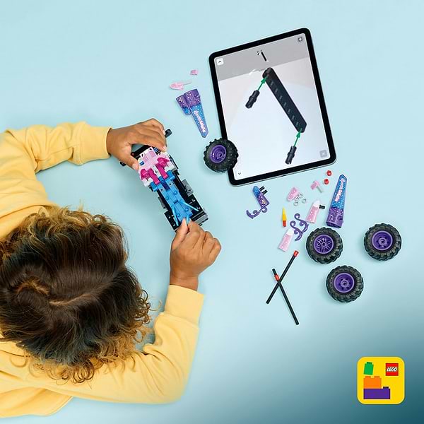 Фото - Конструктор LEGO  Technic Monster Jam™ Sparkle Smash™ із функцією «Pull-Back» (42220)