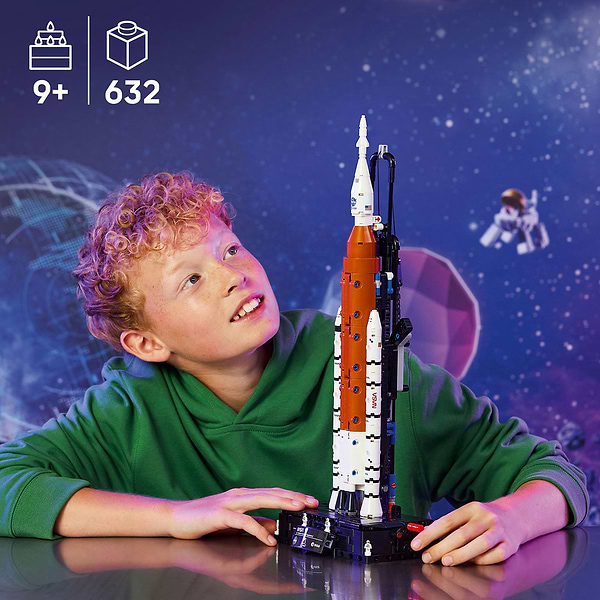 Фото - Конструктор LEGO Technic Ракета с системой космического запуска NASA Artemis (42221)