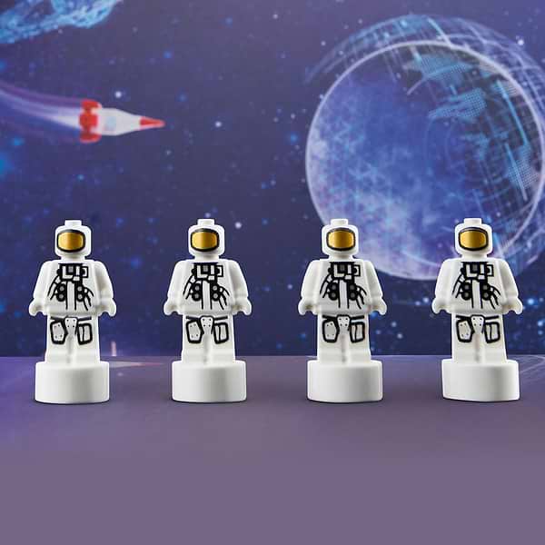 Фото - Конструктор LEGO Technic Ракета с системой космического запуска NASA Artemis (42221)