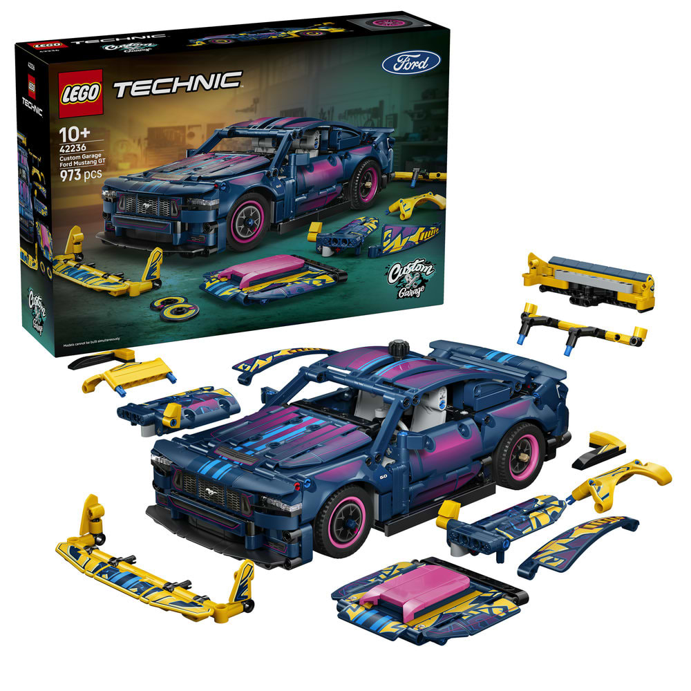 Конструктор LEGO Technic Тюнинг-гараж с автомобилем Ford Mustang GT (42236)