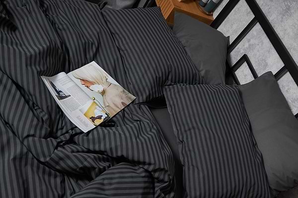 Фото - Комплект постільної білизни Moon&Star 160х220х2 нав. 2х70х70 Gray Stripe&Black Бязь Gold Люкс (MS-820001077)