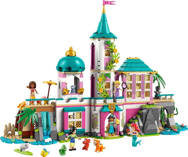 Фото - Конструктор LEGO Disney Princess Замок принцеси та королівські улюбленці (43267)