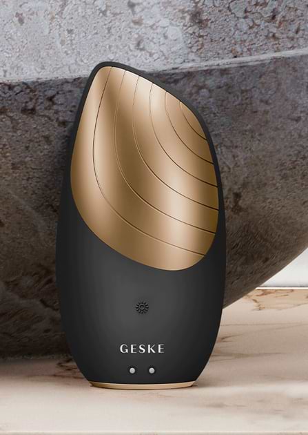 Фото - Щітка для чищення обличчя GESKE Sonic Thermo Facial Brush 6 в 1 (GK000007GY01)