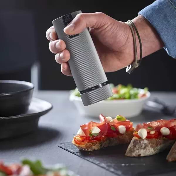 Фото - Млинок для спецій Peugeot для солі U-S 15 см Gray (4313100)