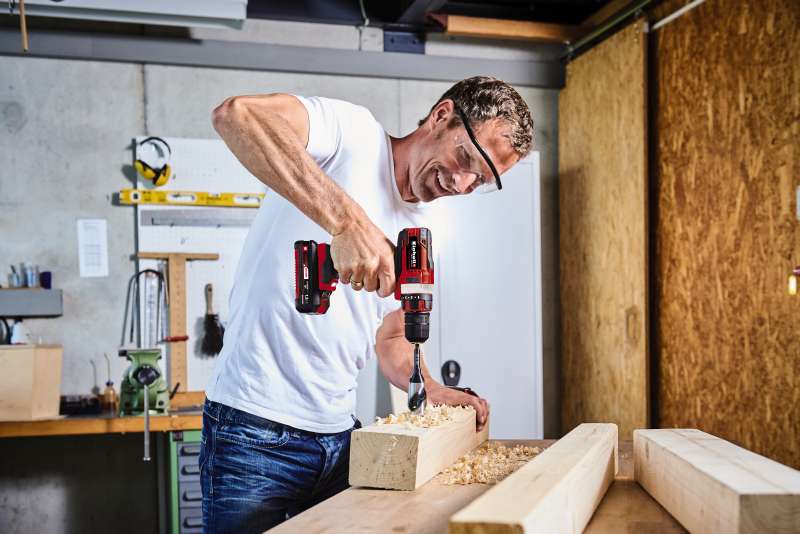 Фото - Дриль-шуруповерт Einhell TE-CD 18/40 Li-Solo (4513925)