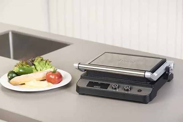 Фото - Гриль-барбекю електричний Black&Decker BXGR2000E
