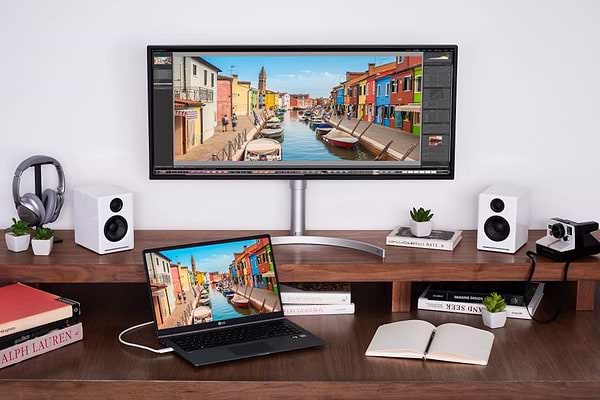 Фото - Монитор LG UltraWide 34WK95U-W