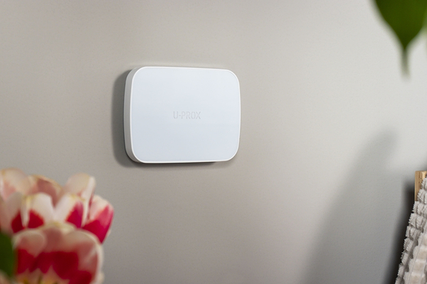 Фото - Беспроводная станция управления приборами U-PROX MPX L White