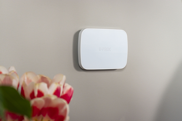 Фото - Беспроводная станция управления приборами U-PROX MPX L White