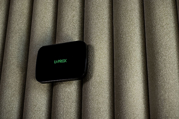 Фото - Беспроводная станция управления приборами U-PROX MPX LE Black