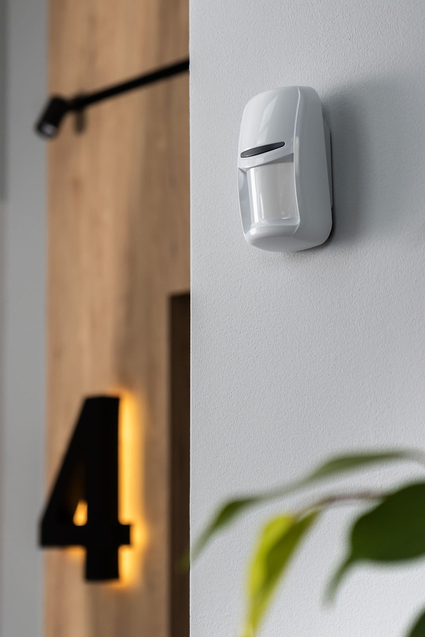 Фото - Беспроводной датчик движения U-PROX PIR White