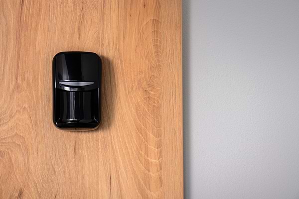 Фото - Беспроводной датчик движения U-PROX PIR Black