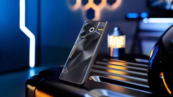 Фото - Смартфон Tecno Pova 6 Neo 8/128Gb Speed Black (LI6)
