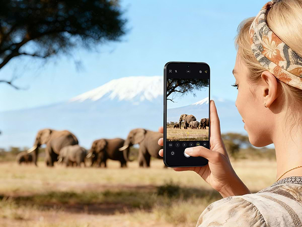 Фото - Смартфон Tecno Camon 50 12/256Gb Moonshadow Black (CN5)