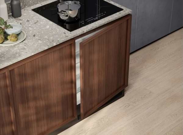 Фото - Холодильник встраиваемый Electrolux LXB2AE82S