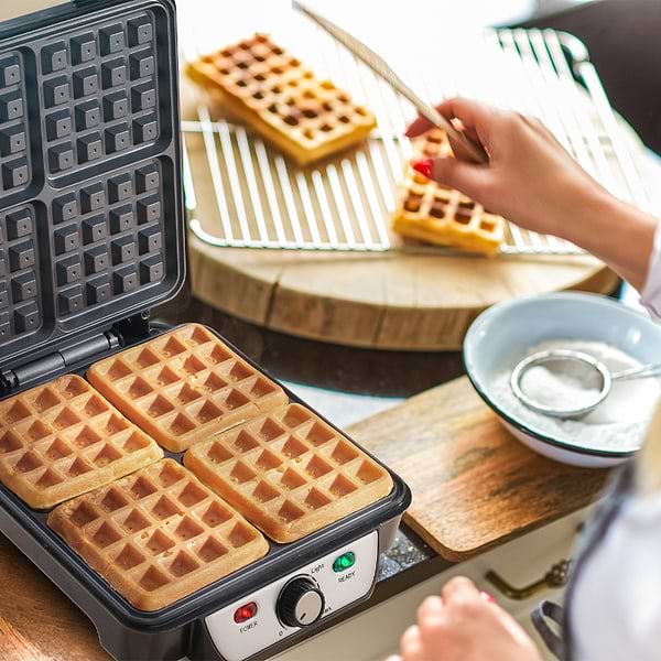 Фото - Вафельниця First FA-5305-3