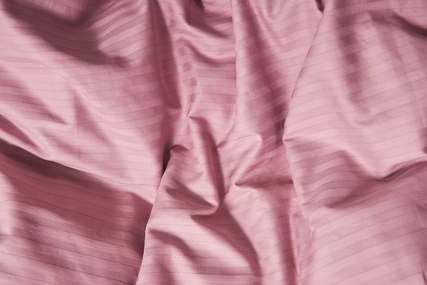 Фото - Комплект постільної білизни Moon&Star Satin Stripe Stripe Candy 160х220 нав. 2х50х70 (MS-820003556)