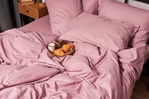 Фото - Комплект постільної білизни Moon&Star Satin Stripe Stripe Candy 160х220 нав. 2х50х70 (MS-820003556)