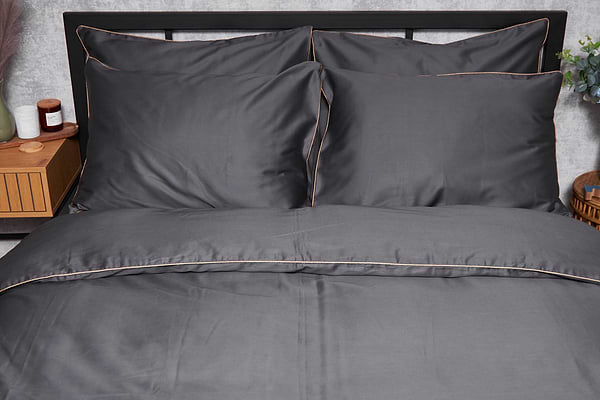 Фото - Комплект постільної білизни Moon&Star Satin Premium Gold Corner 143х210х2 нав. 4х50х70 (MS-820003913)