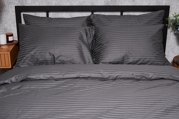 Фото - Комплект постельного белья Moon&Star Satin Stripe Stripe Black 143х210 нав. 2х70х70 (MS-820003692)