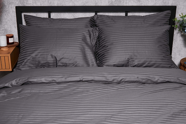 Фото - Комплект постільної білизни Moon&Star Satin Stripe Stripe Black 160х220х2 нав. 2х50х70 (MS-820003706)