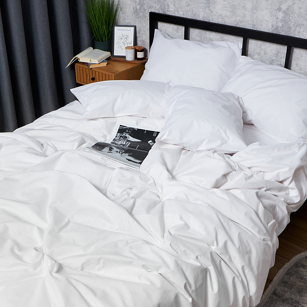 Фото - Комплект постільної білизни Moon&Star Бязь Gold Люкс «White Glow» 143х210х2 нав. 4х70х70 (MS-820007379)