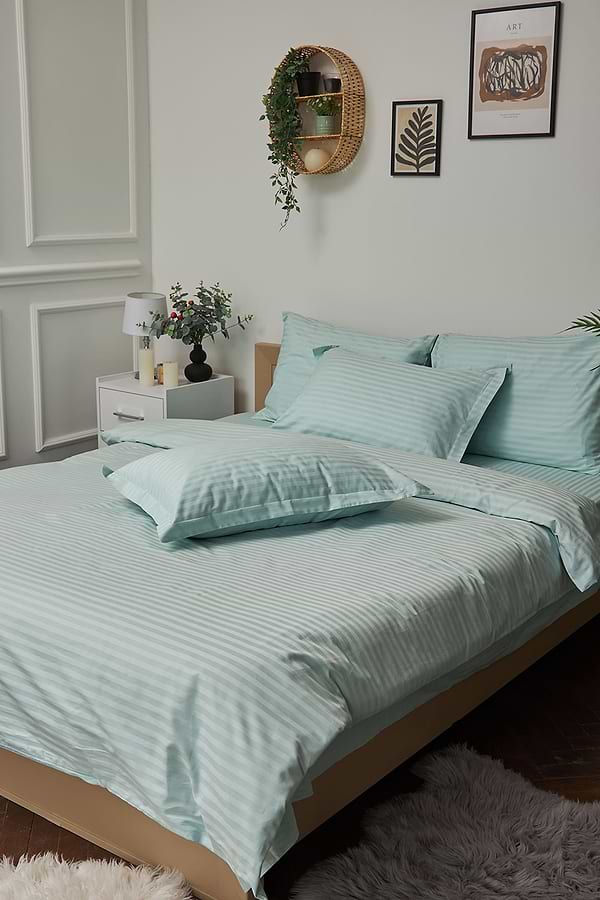 Фото - Комплект постільної білизни Moon&Star 143х210х2 нав. 4х50х70 Stripe Mint Satin Stripe (MS-820000618)
