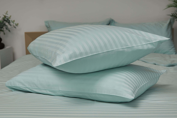 Фото - Комплект постільної білизни Moon&Star 160х220 наволочки 4х70х70 Stripe Mint Satin Stripe (MS-820000614)