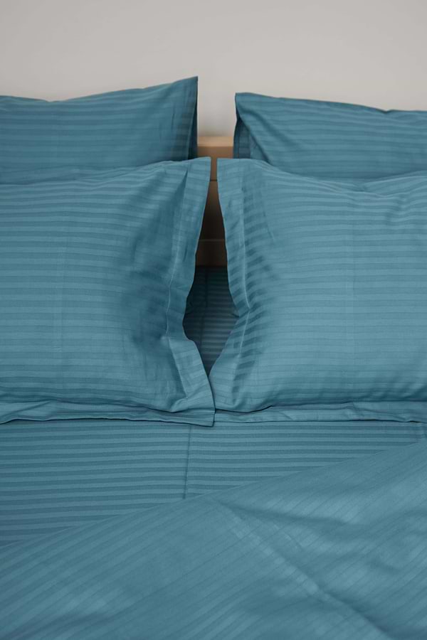 Фото - Комплект постільної білизни Moon&Star 160х220 наволочки 4х70х70 Stripe Green Satin Stripe (MS-820000579)