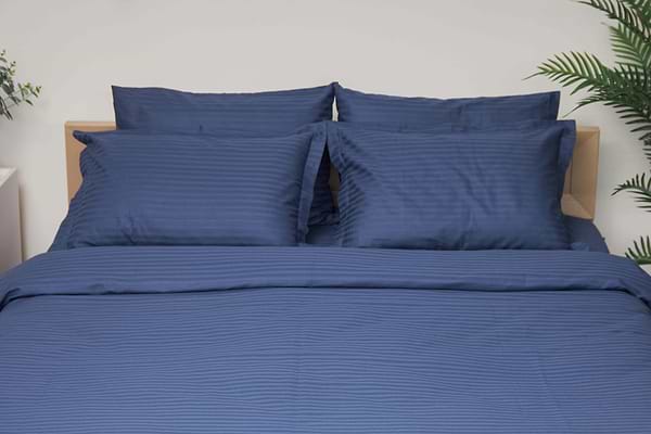 Фото - Комплект постільної білизни Moon&Star 160х220 наволочки 2х40х60 Delfi Blue Satin Stripe (MS-820000510)