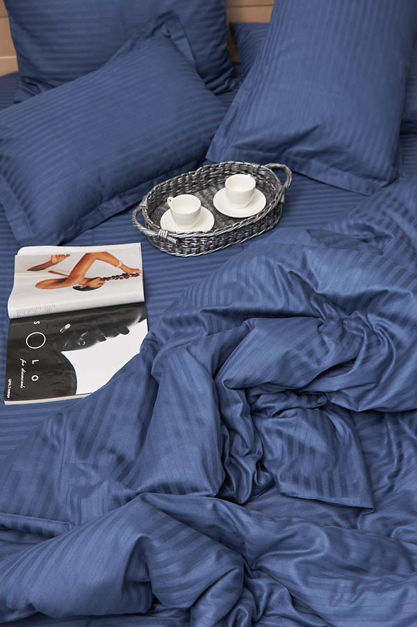 Фото - Комплект постільної білизни Moon&Star 200х220 см нав. 4х70х70 Delfi Blue Satin Stripe (MS-820000504)