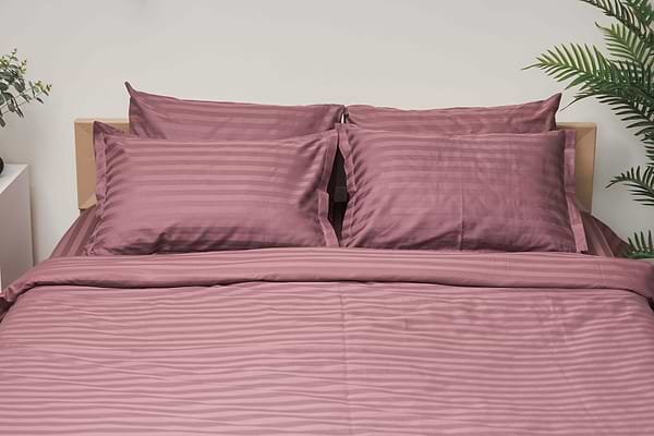 Фото - Комплект постельного белья Moon&Star 160х220 наволочки 4х50х70 Garnet Satin Stripe (MS-820000548)