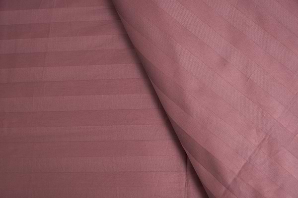 Фото - Комплект постельного белья Moon&Star 160х220 наволочки 2х70х70 Garnet Satin Stripe (MS-820000547)