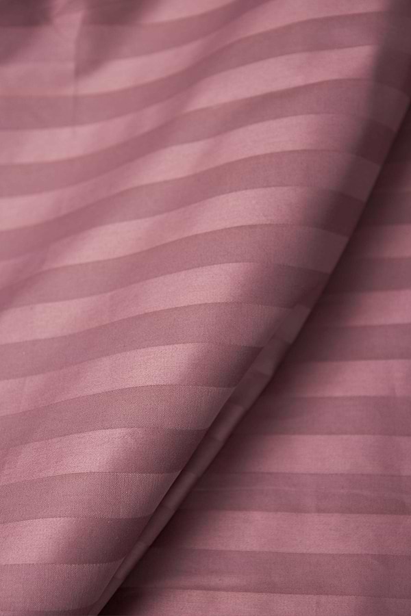 Фото - Комплект постельного белья Moon&Star 160х220 наволочки 4х50х70 Garnet Satin Stripe (MS-820000548)