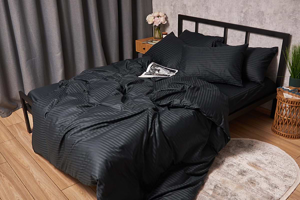 Фото - Комплект постельного белья Moon&Star Satin Stripe Midnight Luxe 143х210х2 нав. 4х70х70 (MS-820005279)