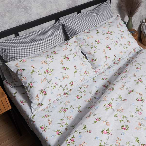 Фото - Комплект постільної білизни Moon&Star Бязь Gold Люкс «Romantic Bloom» 200х220 нав. 2х70х70 (MS-820006802)