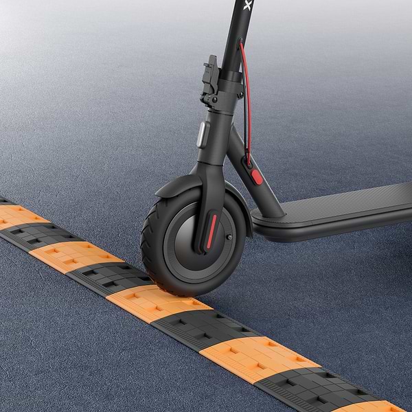 Фото - Электросамокат Xiaomi Mi Electric Scooter 4