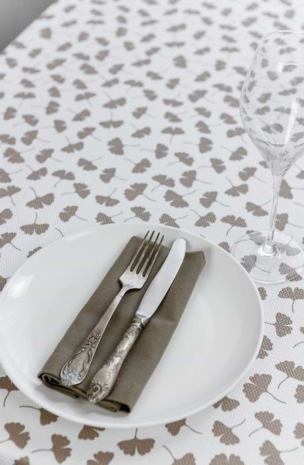 Фото - Скатертина прямокутна Прованс MACAO гінкго бежева 132х180 см (029498)