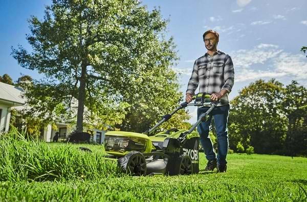 Фото - Газонокосарка акумуляторна Ryobi Max Power RY36LMX46A-150 36В (5133004914)