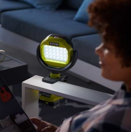 Фото - Ліхтар акумуляторний Ryobi RLCL18-0