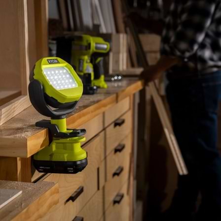 Фото - Ліхтар акумуляторний Ryobi RLCL18-0