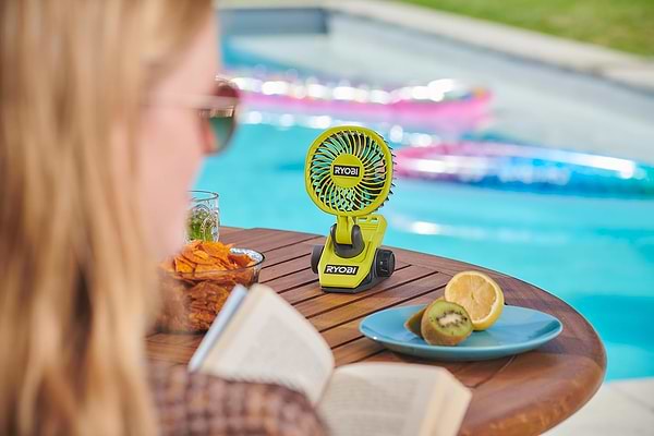 Фото - Вентилятор портативний Ryobi USB Lithium RCF4-120G (5133006143)