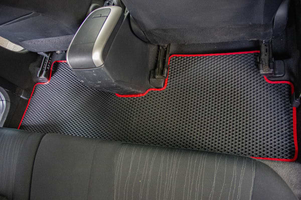 Фото - EVA коврики в салон авто EVAtech для Auris Hybrid (E150) 5-doors Toyota 2009-2012 1 поколение Htb EU TY33851ZV3TL2RBB