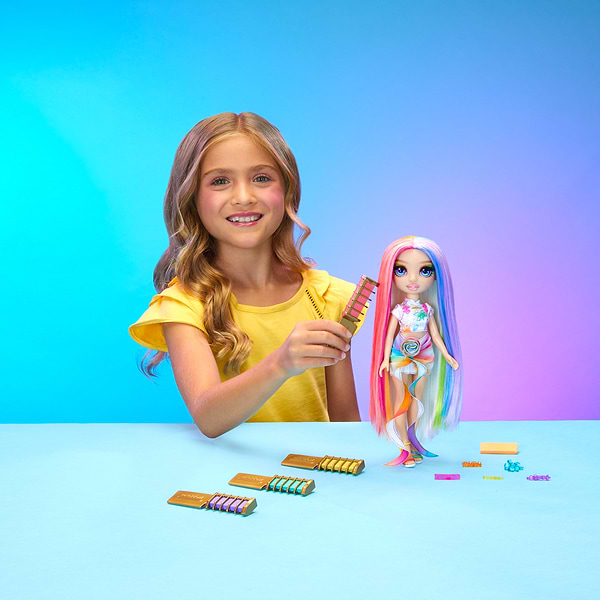 Фото - Коллекционная кукла Rainbow High серии Мелки для волос и стиль – АМАЯ (526780)
