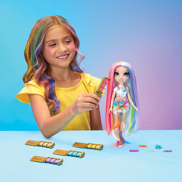 Фото - Коллекционная кукла Rainbow High серии Мелки для волос и стиль – АМАЯ (526780)