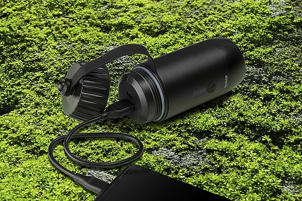 Фото - Батарея мобільна Deltaco Waterproof powerbank 15 000mAh Li-ion Black (53070)