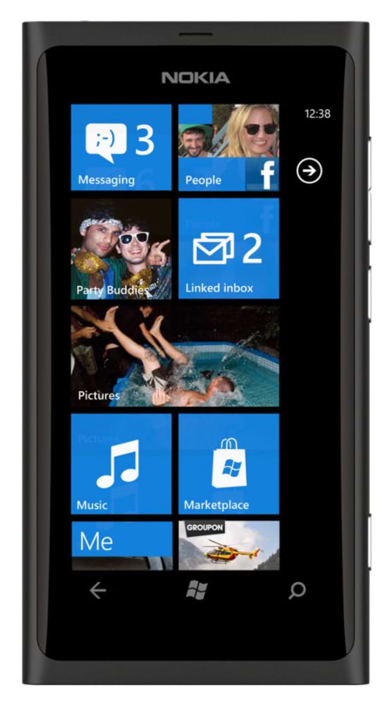 Фото - Смартфон Nokia 800 Matt Black
